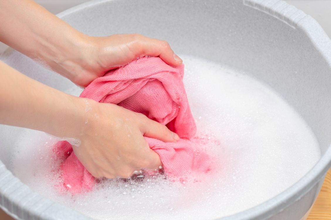Lessive à la main : laver son linge à la main
